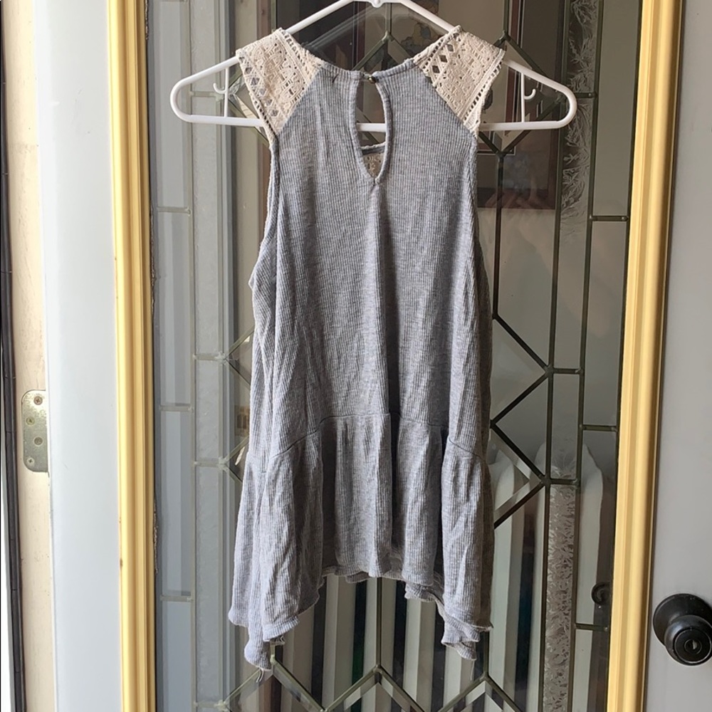 Gray Tanktop - Picture 2 of 5